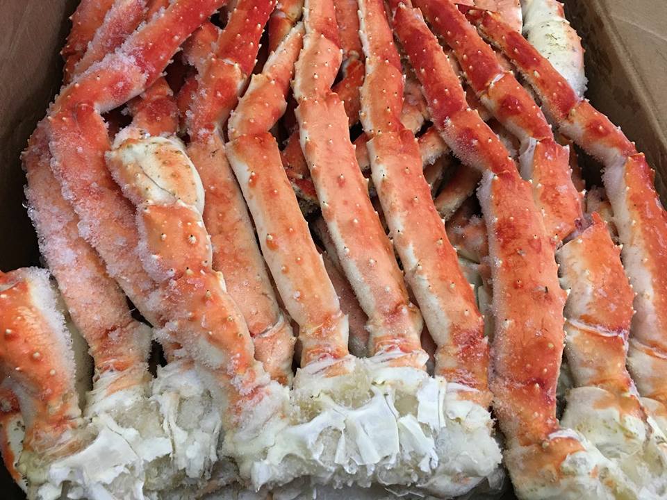 Chân cua Kingcrab có thịt chắc, thơm ngọt.