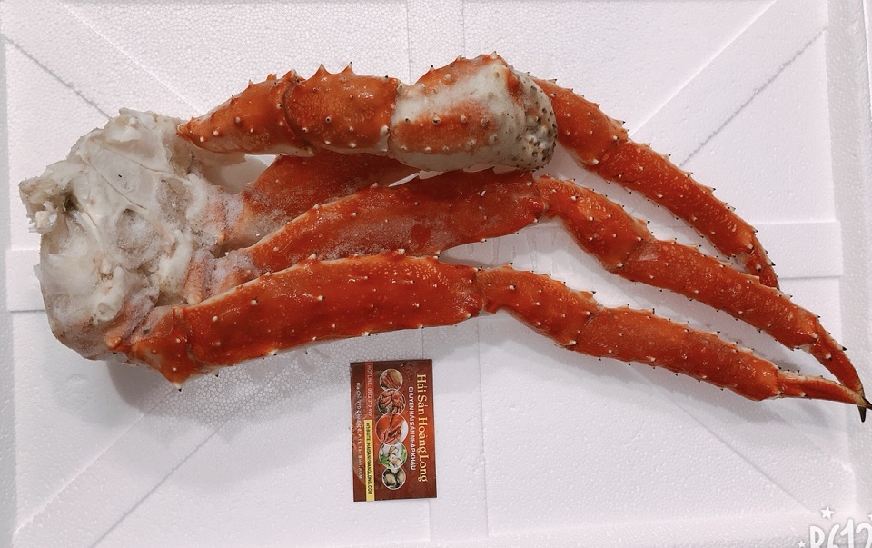 Hình ảnh thực tế chân cua Kingcrab tại Hải Sản Hoàng Long