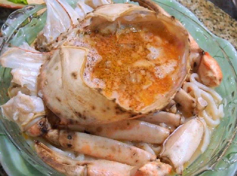 Cua phale có gạch béo, thịt thơm ngơn.